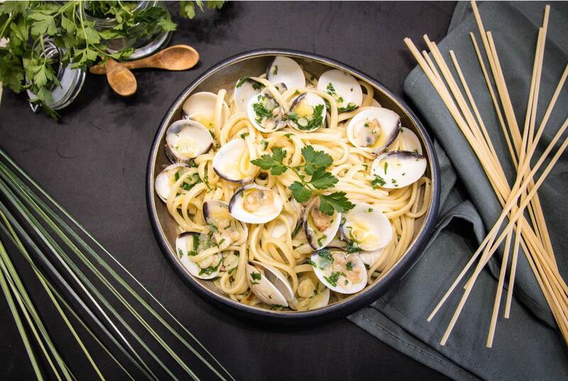 Linguinis con almejas para 2 personas Linguinis con almejas para 2 personas